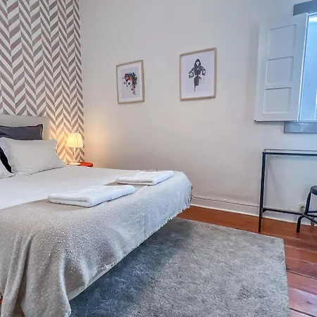 Апартаменты As A Local! Santos Historical 6 Bedroom Iv