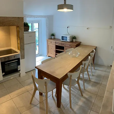 As A Local! Santos Historical 6 Bedroom Iv Lissabon