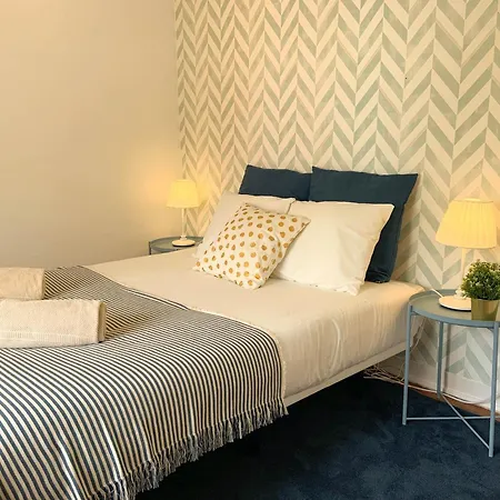As A Local! Santos Historical 6 Bedroom Iv * Lisbon